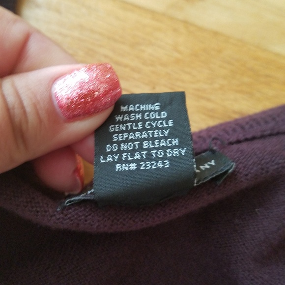 🌼 Purple Preppy Sweater Vest - Large - Picture 5 of 7